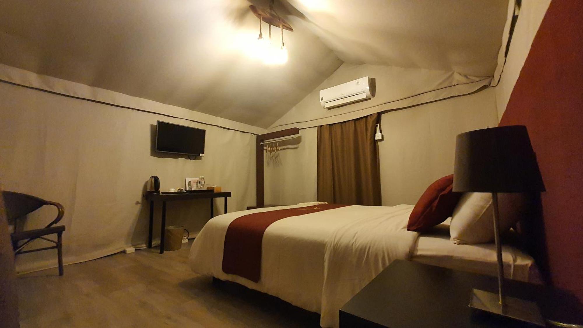 "D'Bamboo Kamp" Desa Wisata Ekang Лагой Екстериор снимка